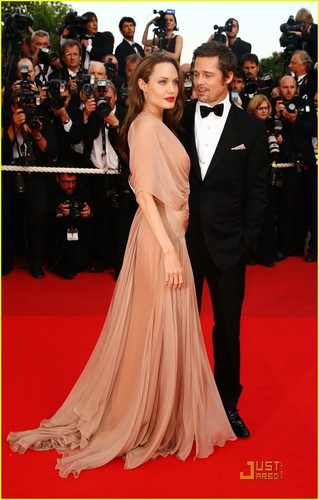 Angelina & Brad @ Cannes [HQ Pictures]