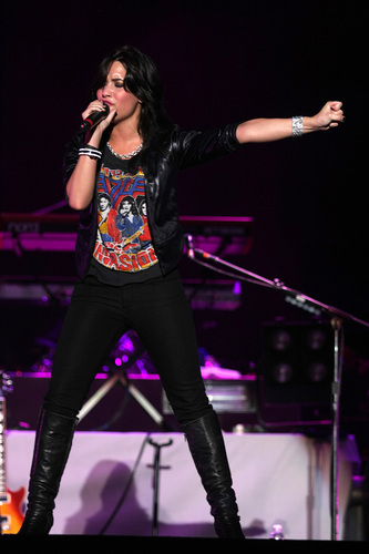  Demi performing in Buenos Aires, Argentina - 5/21/09