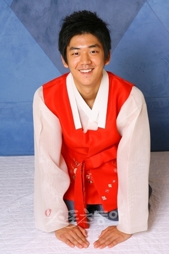  Lee Yong Dae
