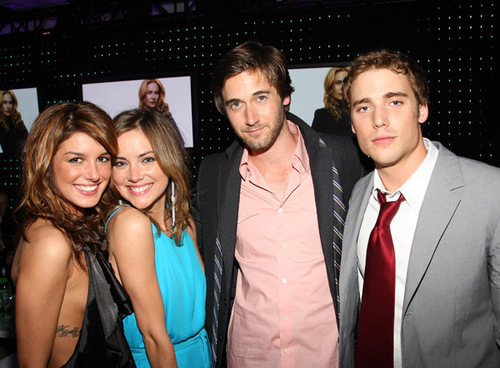  May 13 - The CW Upfront Party <3