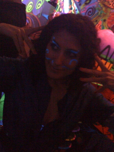  Lisa at Kenny Scharf's party + 3 MQ
