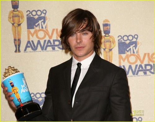  Zac @ 2009 音乐电视 Movie Awards