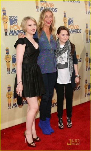 Abigail at the 音乐电视 Movie Awards