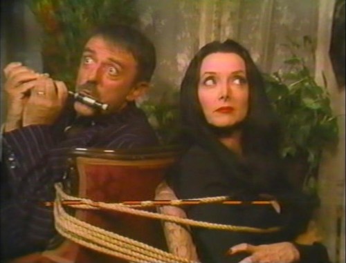  ハロウィン With the New Addams Family - Tied up with a guy playing the flute...