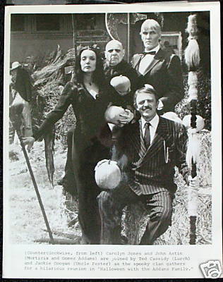  হ্যালোইন with the New Addams Family