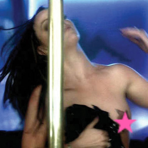  Britney in "Gimme more"