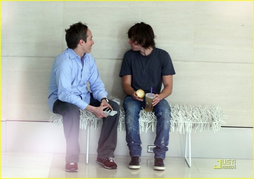 Zac and his manager
