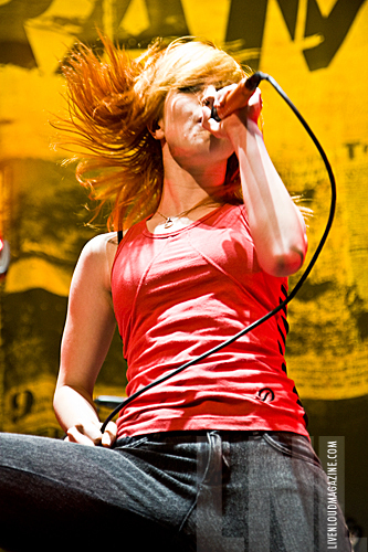  Paramore - Live 'N Loud Magazine