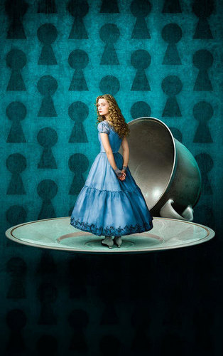  Alice, Played by Mia Wasikowska (OFFICIAL)