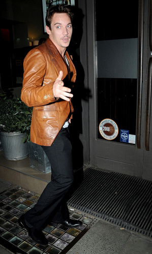  Jonathan Rhys Meyers out at Bang Cafe with TV presenter Katie Larmour