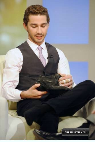  Shia on The Early mostra