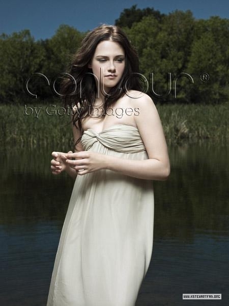 http://images2.fanpop.com/images/photos/6900000/Entertainment-Weekly-Outtakes-twilight-series-6976952-450-600.jpg