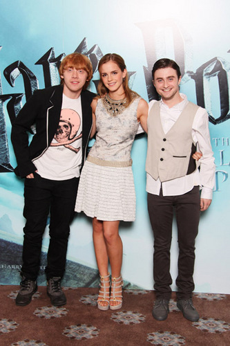  New foto's of Cast at London Photocall for Harry Potter and the Half-Blood Prince