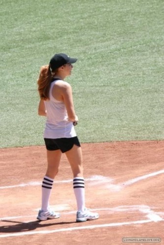 Rachell @ Vampire Baseball
