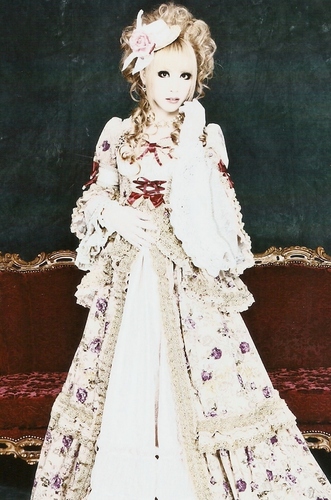 Versailles Costumes - 2008b