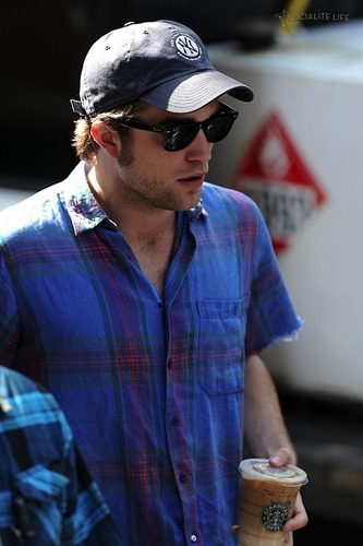  Rob On Remember Me Set [July 10th]
