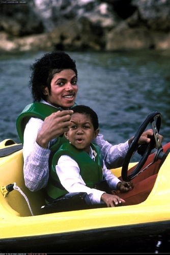  MJ (Disney World Visit) 1984