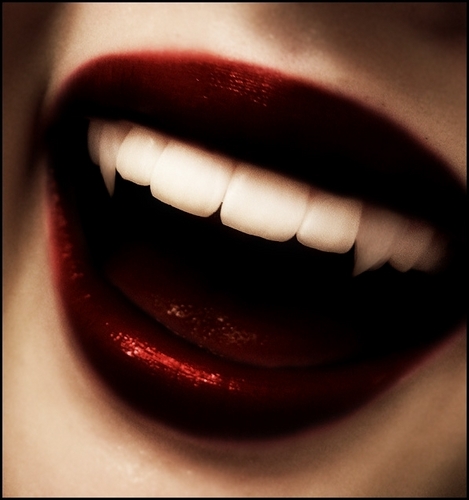 Vampire fangs 