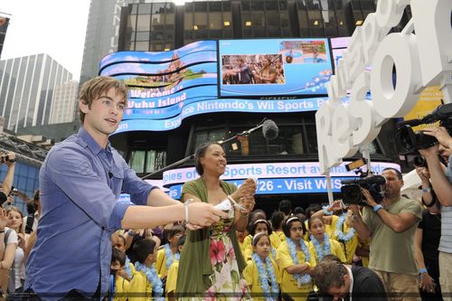  Chace Crawford - Nintendo Wii Sports Resort Launch - July 23