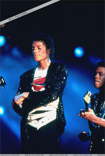  MJ (Victory Tour)