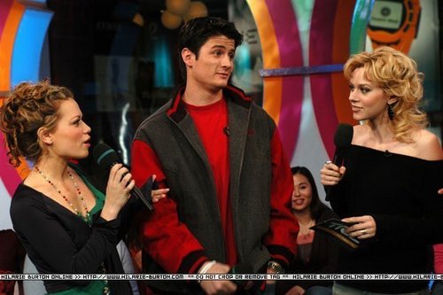  1.25.2005: The Cast of 'One mti Hill' takes over TRL <3