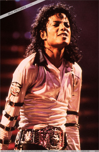  Bad tour - on stage