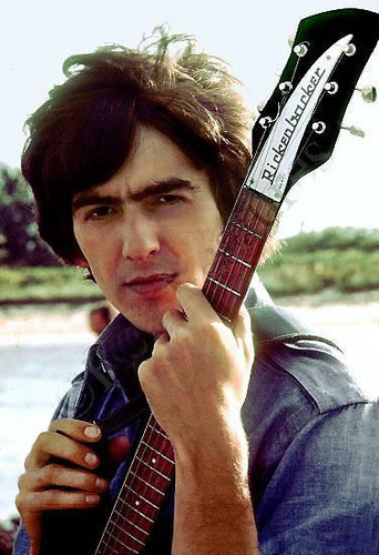  George Harrison guitarra 13