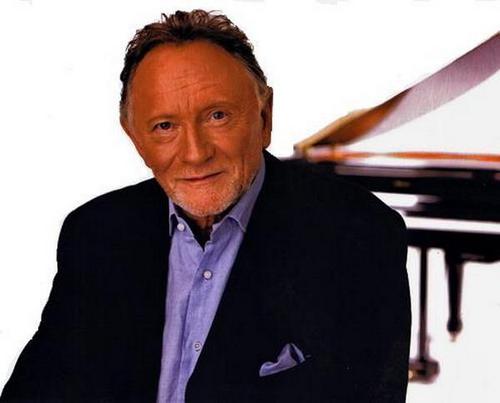  Phil Coulter
