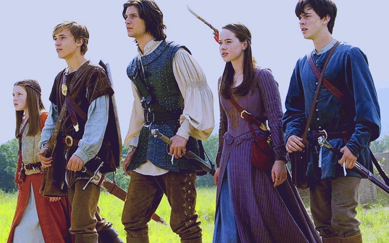 https://images2.fanpop.com/images/photos/7300000/Prince-Caspian-the-chronicles-of-narnia-7337356-800-500.jpg