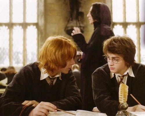  Professor Snape ,Harry Potter and Ronald Weasley - Harry Potter and the Goblet of api, kebakaran