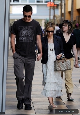  SMG out with Freddie in Los Angeles, California - July 23, 2009