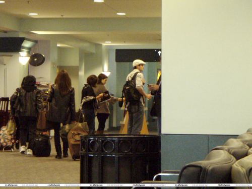  Wilmington Airport (Oct. 24, 2008) (HQ) <3