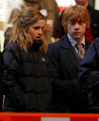 on set HP 7 part 1 - Emma Watson Photo (7321789) - Fanpop