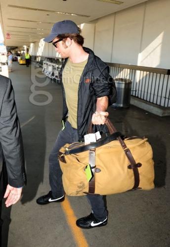  -Rob arrives in LA-