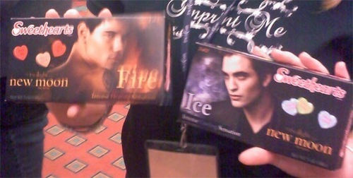 New Moon Sweethearts Candy: Fire and Ice