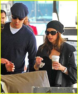  Sarah and Freddie departing from LAX airport in LA on April 24th,2007