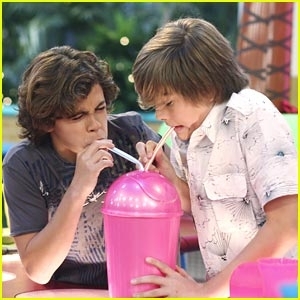  jake and dylan blow up some bubbles