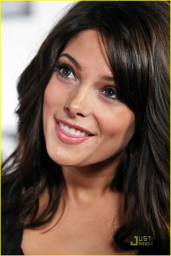  Ashley Greene- at the power of the youth party