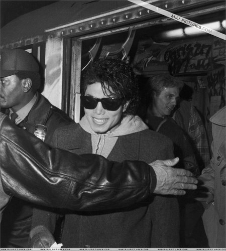  Bad: MJ Behind The Scenes