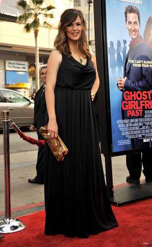 Jennifer at the 'Ghosts of Girlfriends Past' Premiere 2009
