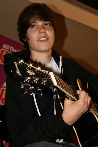 Justin Bieber - Justin Bieber Photo (7533285) - Fanpop