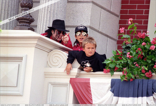  Michael in Disneyland