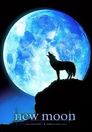  New Moon Poster (fan made) - loup Howling at the Blue Moon