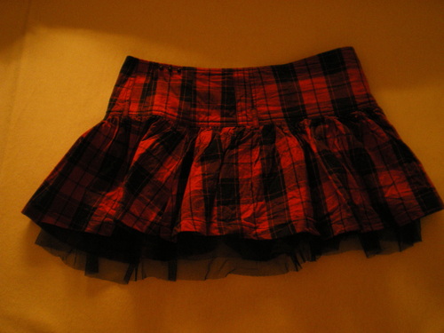  New skirt, upindo