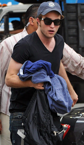  Robert Pattinson-