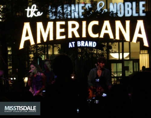  AUGUST 12TH - The Americana at Brand show, concerto
