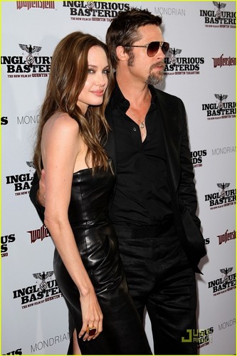  Brad & Angelina @ Inglorious Basterds Premier