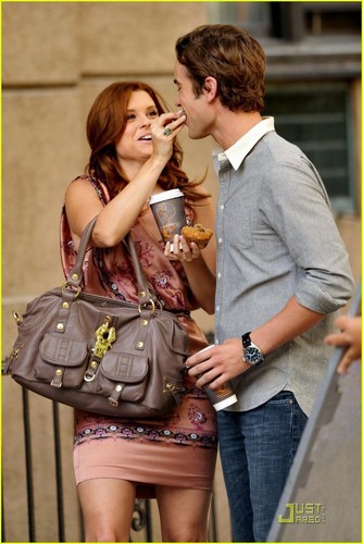  Chace Crawford and Joanna Garcia on the set of gossip girl