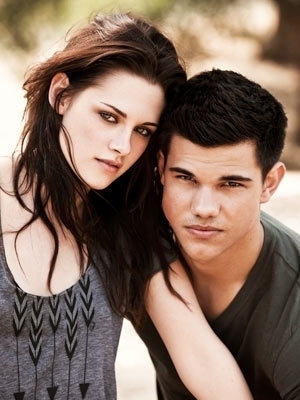  EW foto shoot with Kristen and Taylor