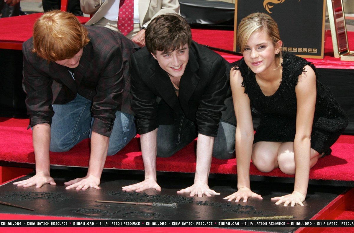 Hand, Footprint & Wand Ceremony - Emma Watson Photo (7664348) - Fanpop